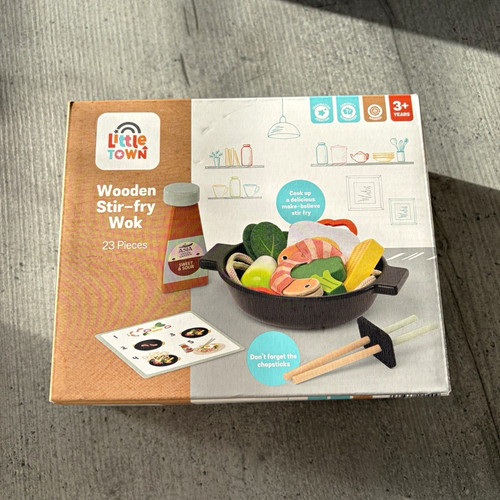 Little town wooden - little, stir-fry