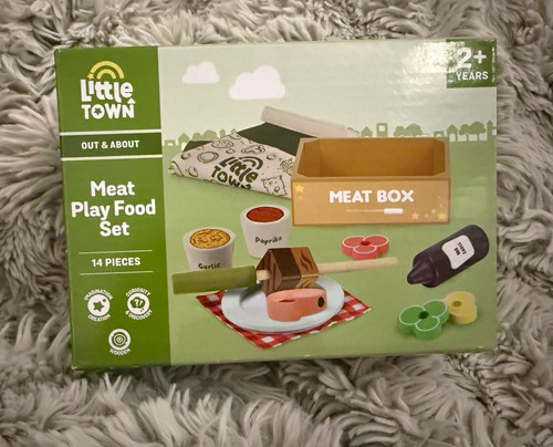 Little town meat wooden - little,