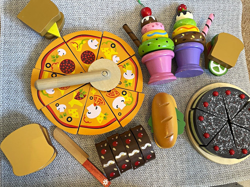 Wooden pretend play food - wooden,
