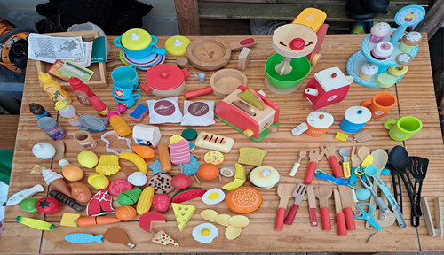 Wooden pretend play - play, kitchen