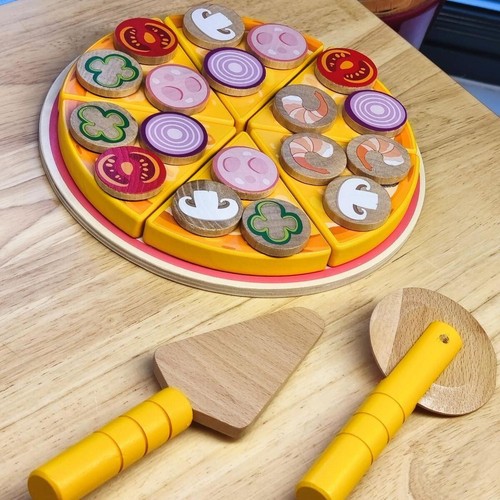 Interactive wooden pizza - pizza, party