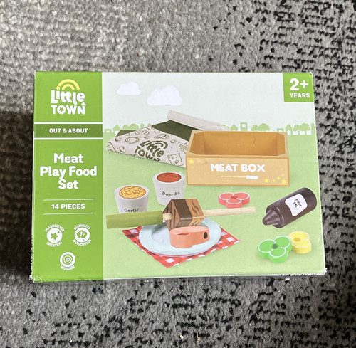 Little town wooden meat - little,