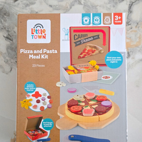 Little town wooden pizza - little,